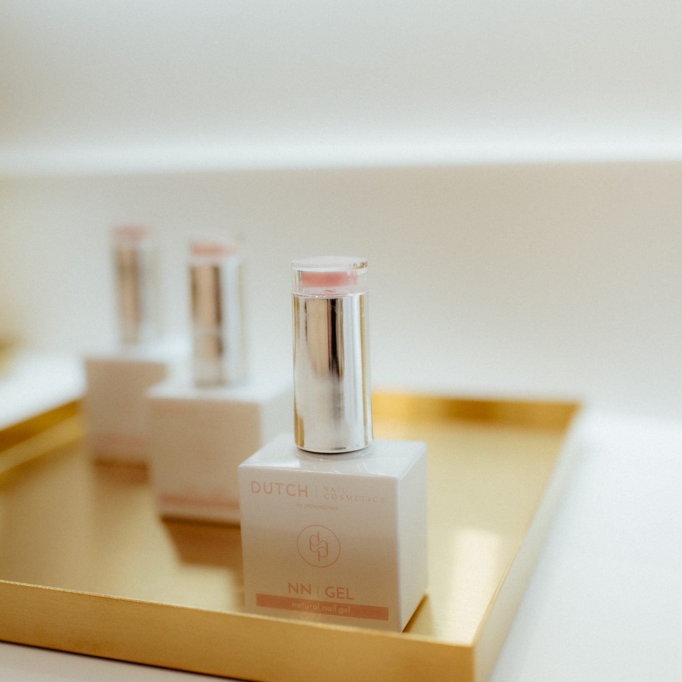 manucure russe pédicure russe semi permanent dutchnails la balme de sillingy annecy