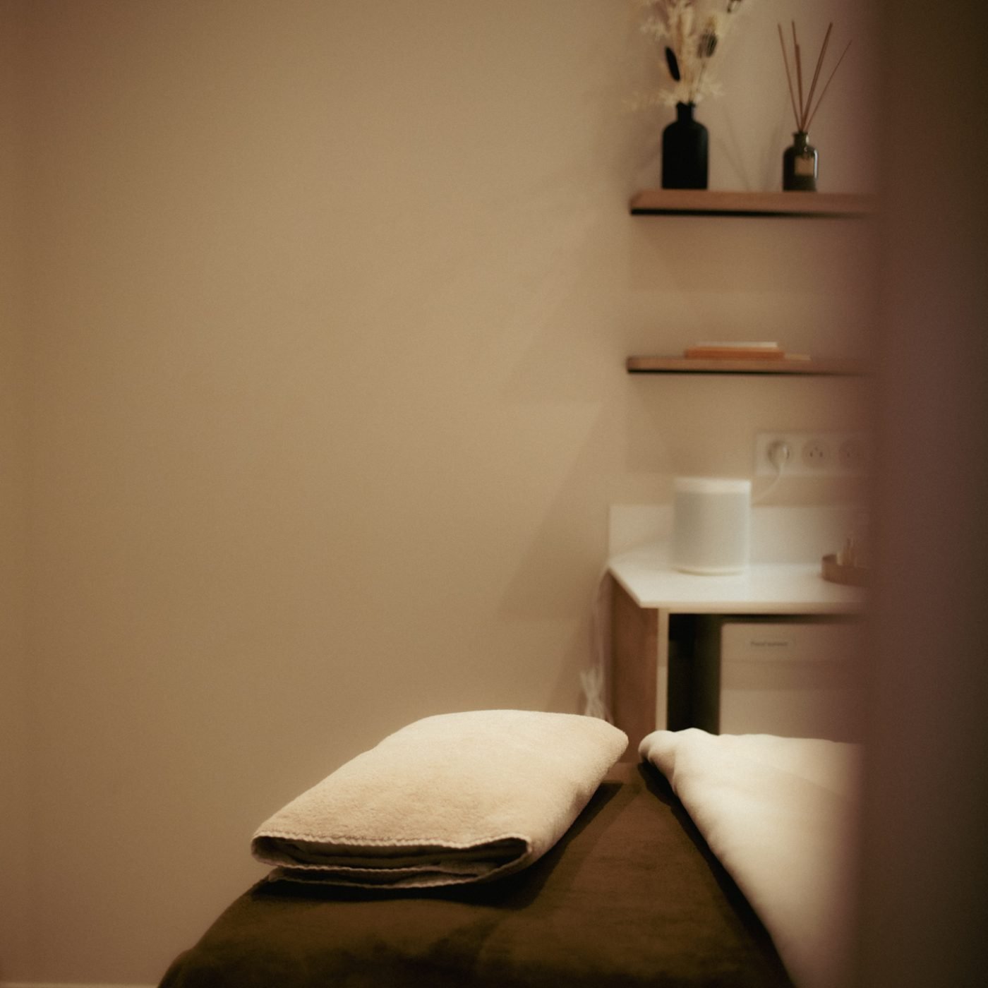 partenaire 8 soin visage peeling kobido facialiste pédicure russe manucure russe la balme de sillingy annecy